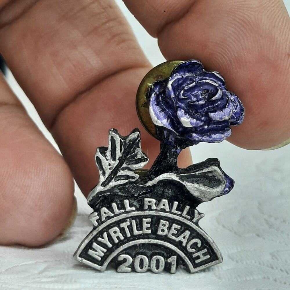Vintage Myrtle Beach 2001 Fall Rally Souvenir Lapel Pin
